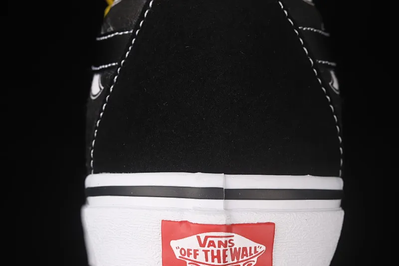 All categories Vans Vans series Vans Hi Vans high-top plus velvet Vans Sk8-Hi Flame Vans black and white flame plus velvet high-top trendy casual skateboard shoes VN0A32QGKGF5